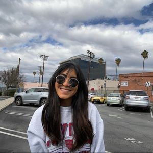 Meet your Posher, Vanessa